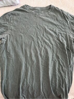 American Eagle Outfitters Olive Green Short Sleeve Crew Tee